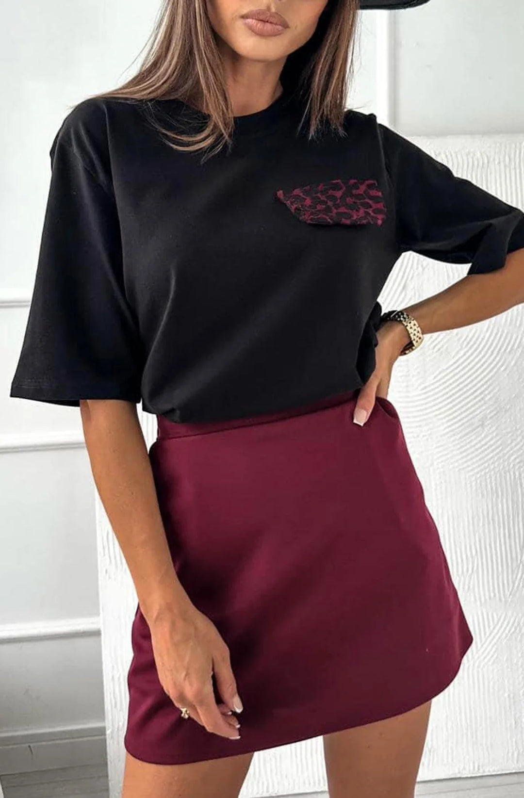 PERRIE LEOPARD PRINT T-SHIRT TOP-WINE