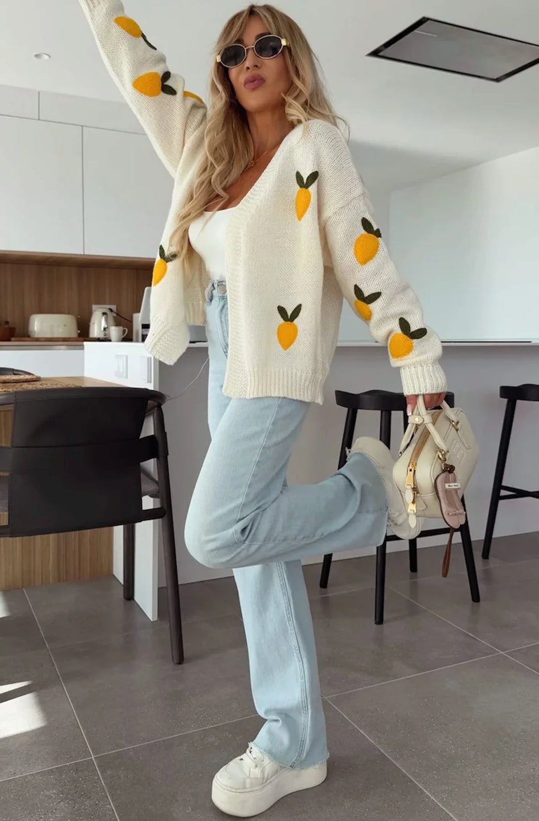 SOFIA 'LEMON' APPLIQUE EMBROIDERED KNITTED CARDIGAN-IVORY